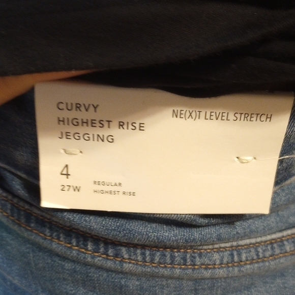 American Eagle Outfitters High Rise Light Blue Jeans - Picture 5 of 10